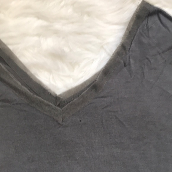 Embellished Tops - Picture 5 of 6